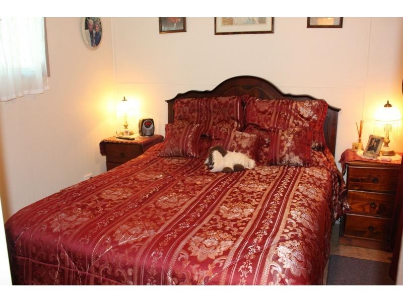 99 Golden Hind Avenue, Cooloola Cove QLD 4580