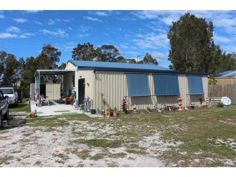 99 Golden Hind Avenue, Cooloola Cove QLD 4580