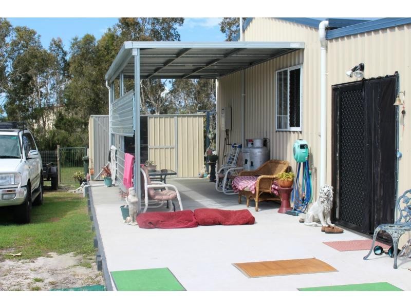 99 Golden Hind Avenue, Cooloola Cove QLD 4580