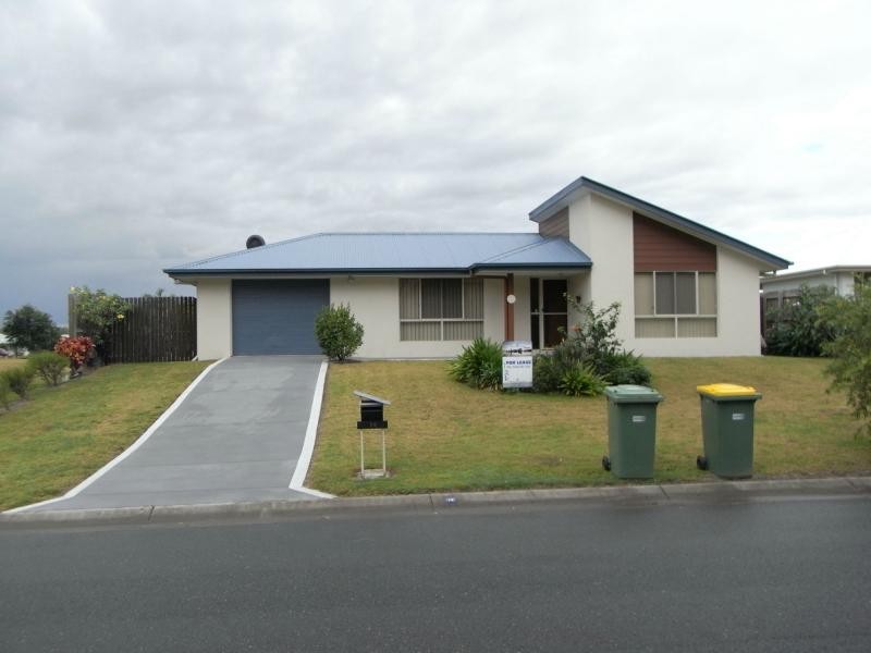 14 Creekside Esplanade, Cooloola Cove, Cooloola Cove QLD 4580