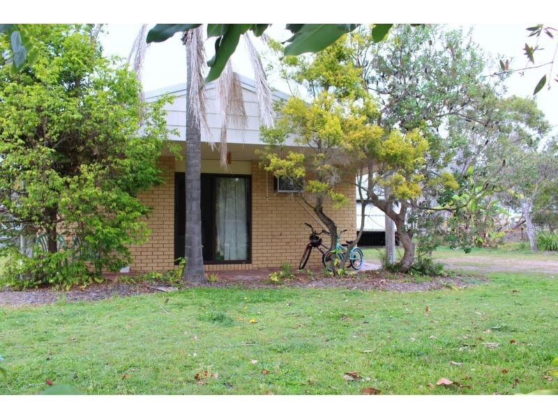 145 Gympie Road, Tin Can Bay QLD 4580