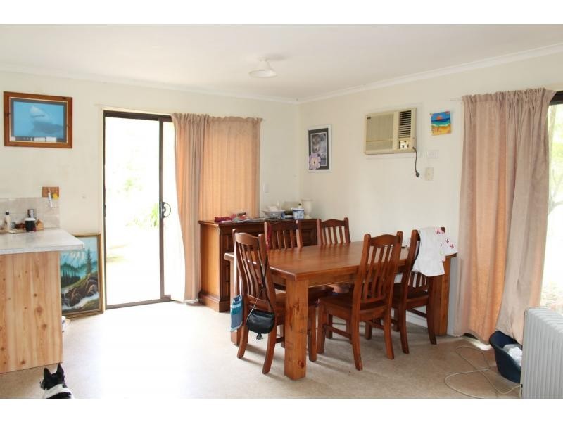 145 Gympie Road, Tin Can Bay QLD 4580