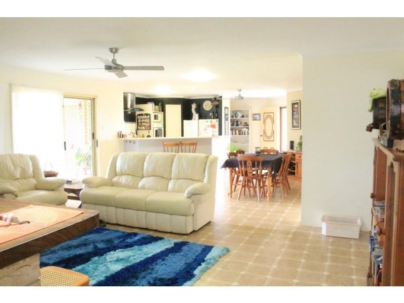 64 Nautilus Drive, Cooloola Cove QLD 4580