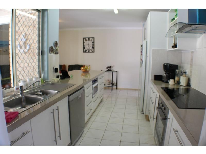 11 Achilles Avenue, Cooloola Cove QLD 4580