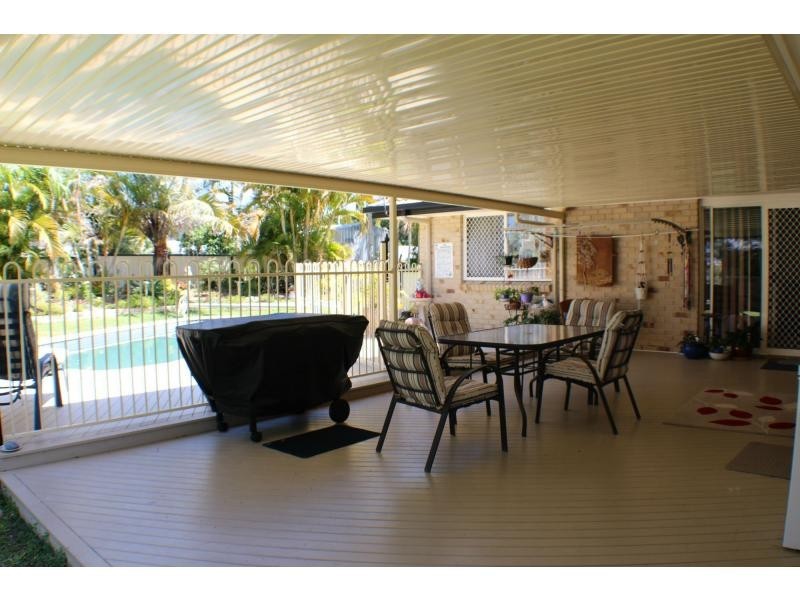11 Achilles Avenue, Cooloola Cove QLD 4580