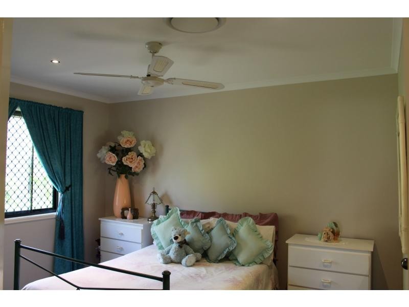 3 Vanguard Court, Cooloola Cove QLD 4580