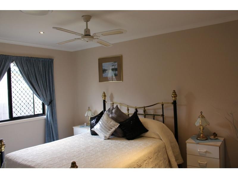 3 Vanguard Court, Cooloola Cove QLD 4580