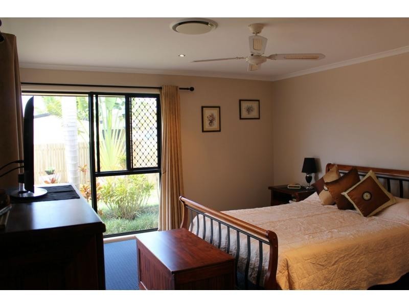 3 Vanguard Court, Cooloola Cove QLD 4580