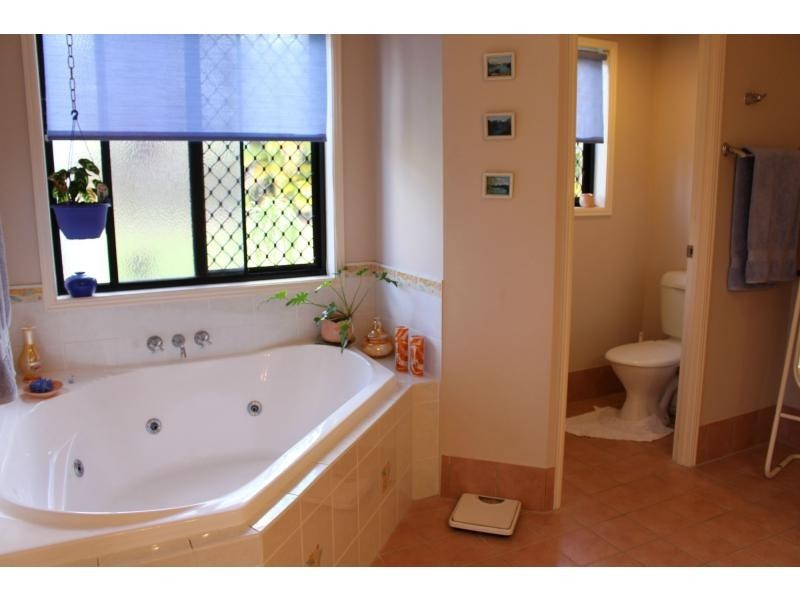 3 Vanguard Court, Cooloola Cove QLD 4580