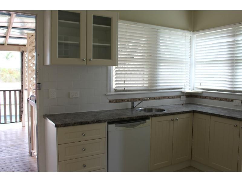 176 Queen Elizabeth Drive, Cooloola Cove QLD 4580