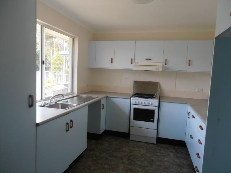 24 Bass Street, Tin Can Bay QLD 4580