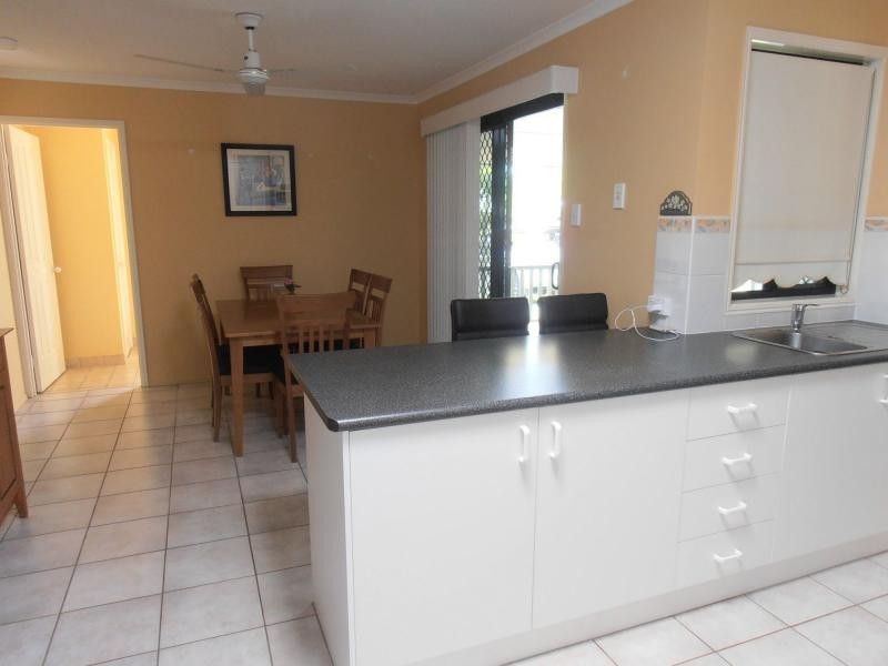 4 Lusitania Avenue, Cooloola Cove QLD 4580