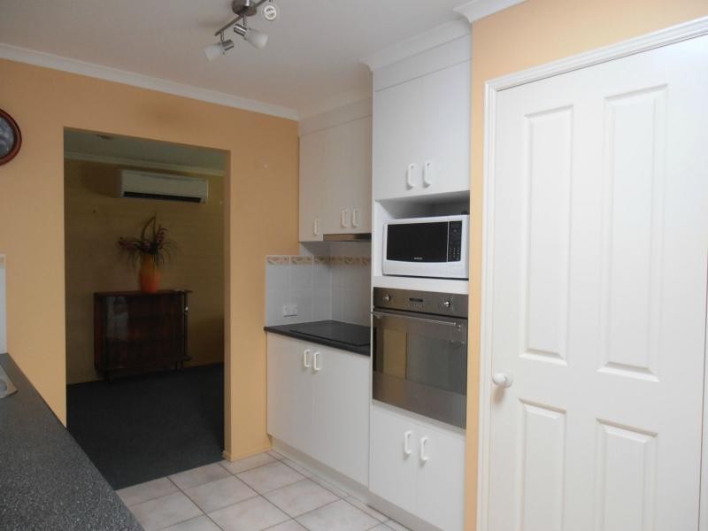 4 Lusitania Avenue, Cooloola Cove QLD 4580