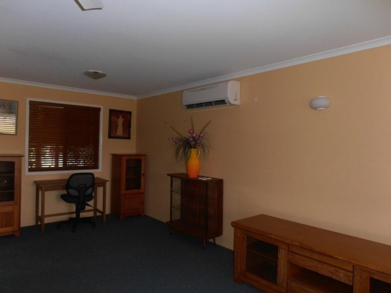 4 Lusitania Avenue, Cooloola Cove QLD 4580