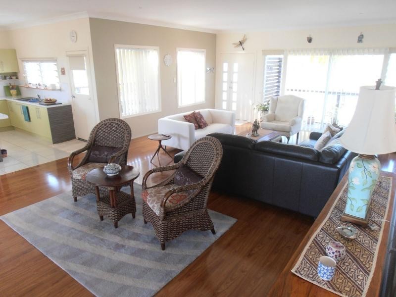 76 Bayside Road, Cooloola Cove QLD 4580