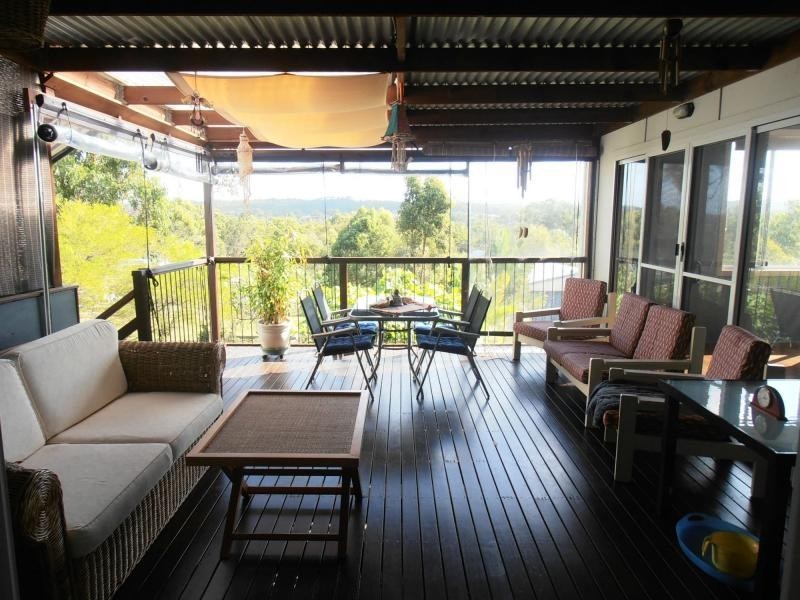 76 Bayside Road, Cooloola Cove QLD 4580