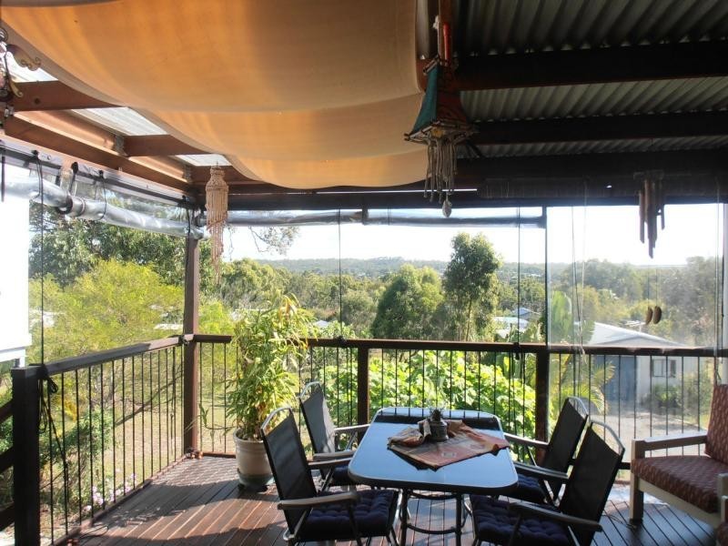 76 Bayside Road, Cooloola Cove QLD 4580