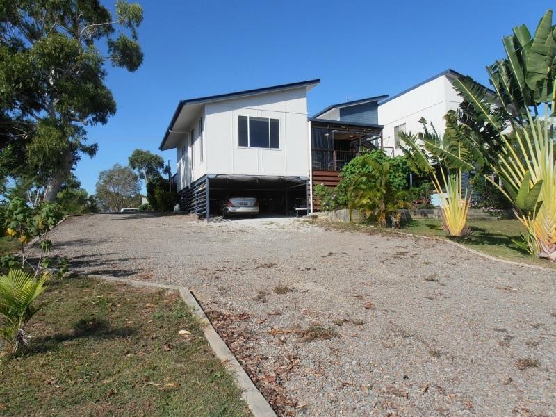 76 Bayside Road, Cooloola Cove QLD 4580