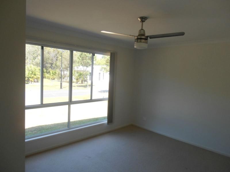 42 Habitat Circuit, Cooloola Cove QLD 4580