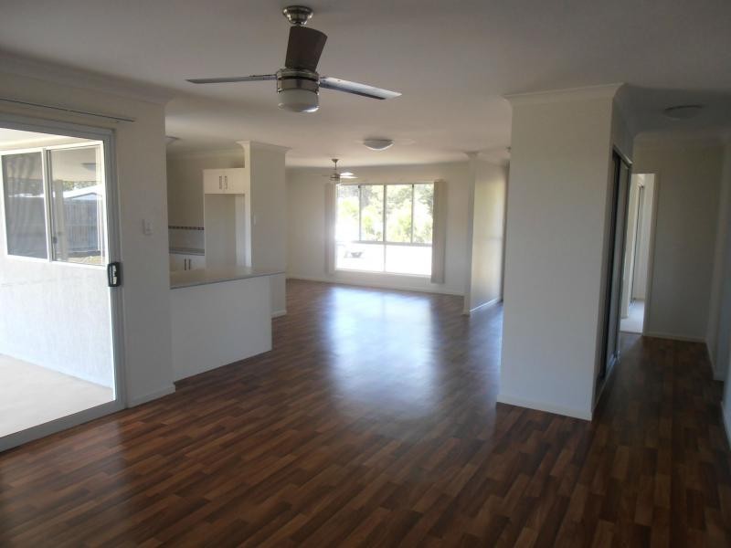 42 Habitat Circuit, Cooloola Cove QLD 4580