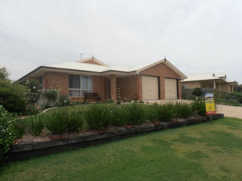 24 Acacia Crescent, Tin Can Bay QLD 4580