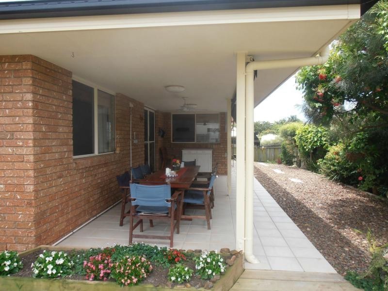 24 Acacia Crescent, Tin Can Bay QLD 4580