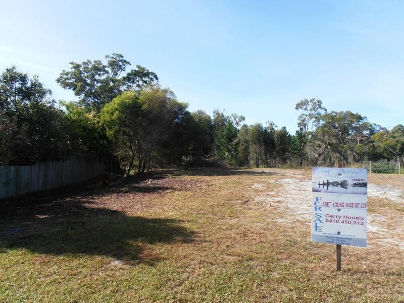 37 Summer Way, Tin Can Bay QLD 4580
