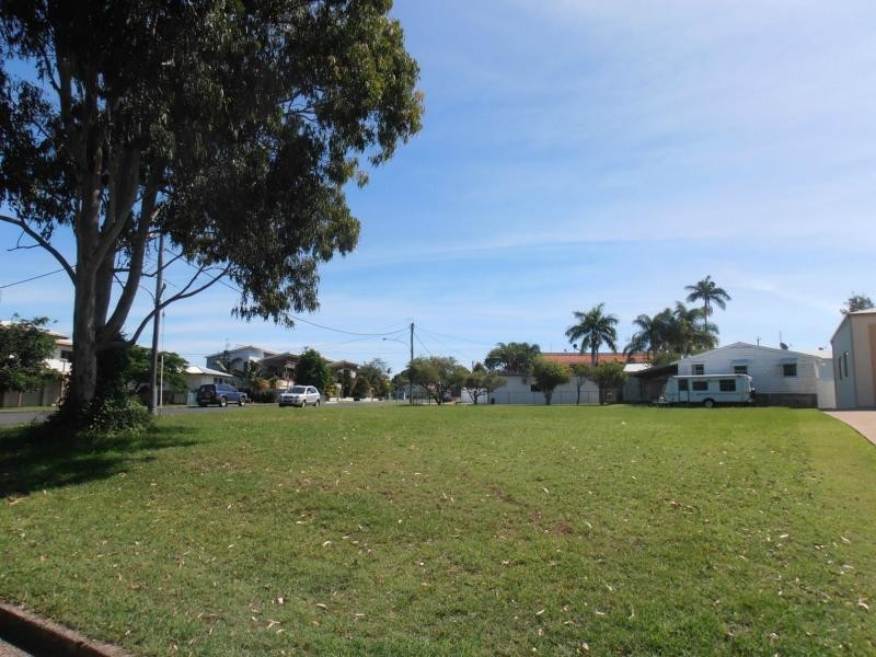 61 Esplanade, Tin Can Bay QLD 4580
