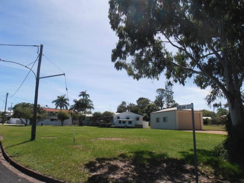 61 Esplanade, Tin Can Bay QLD 4580