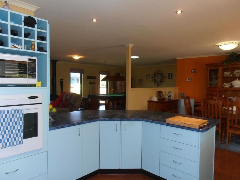 6 Duke Court, Cooloola Cove QLD 4580