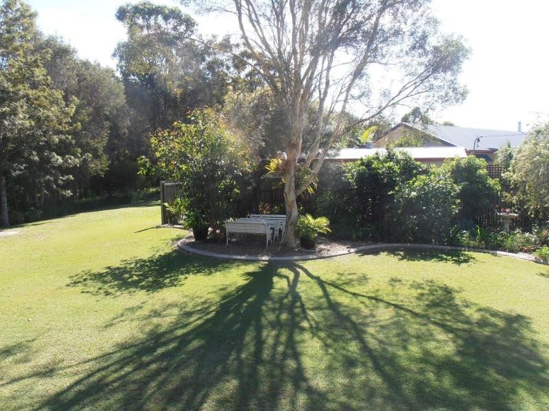 6 Duke Court, Cooloola Cove QLD 4580