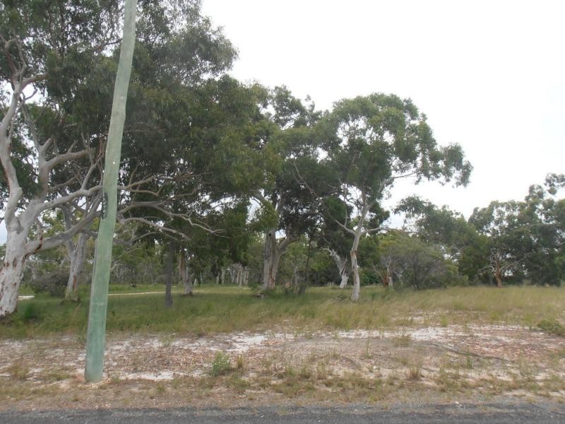206 Queen Elizabeth Drive, Cooloola Cove QLD 4580