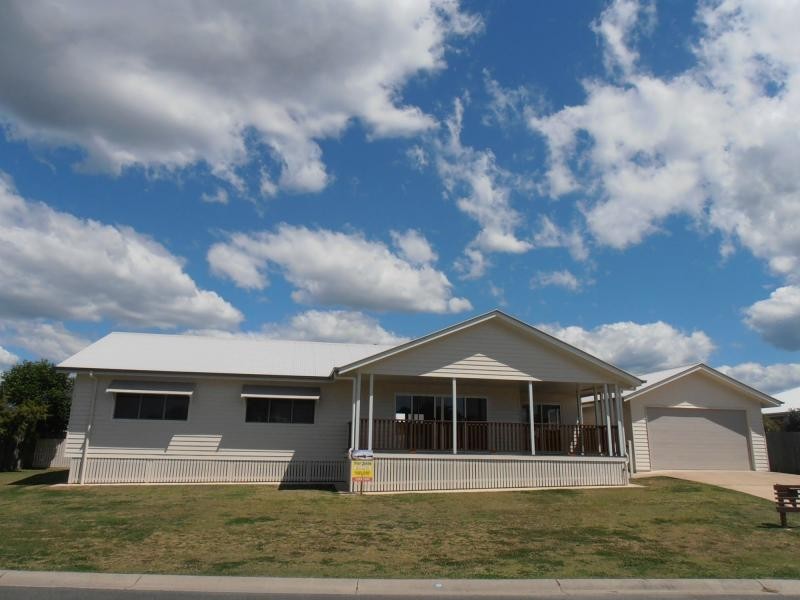 30 Acacia Crescent, Tin Can Bay QLD 4580