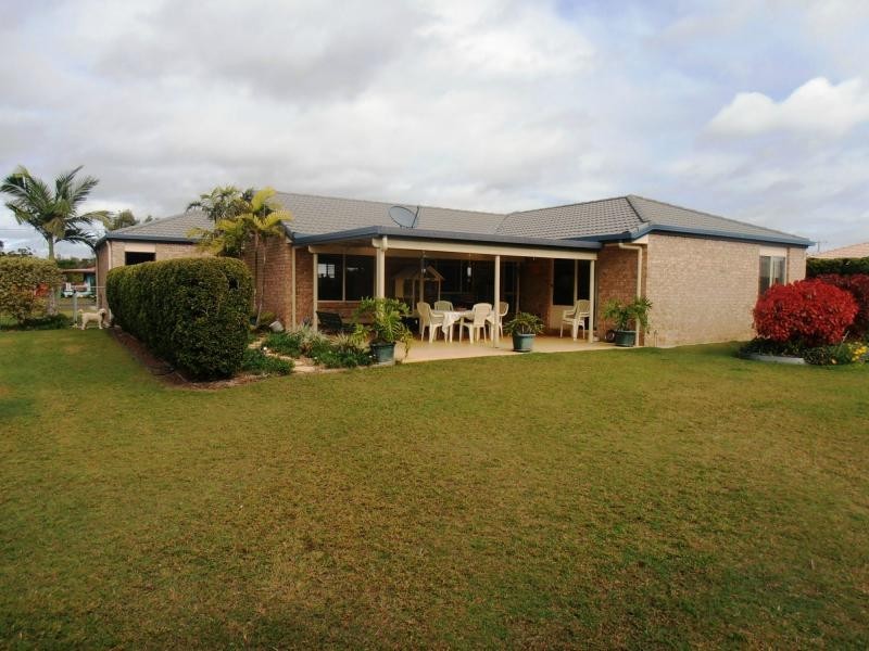 43 Mauretania Avenue, Cooloola Cove QLD 4580