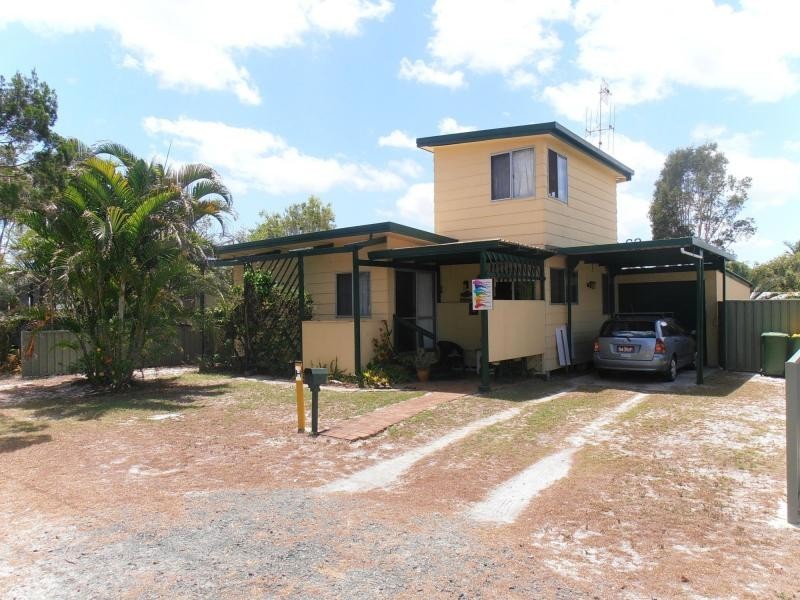 63 Gympie Road, Tin Can Bay QLD 4580