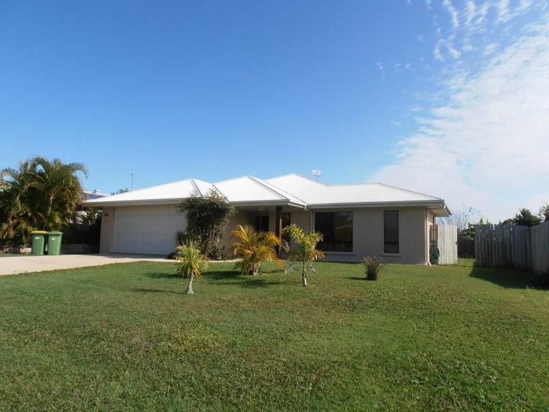 31 Dianella Circuit, Cooloola Cove QLD 4580