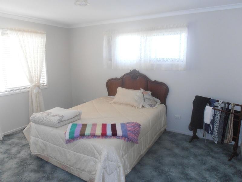78 Gympie Road, Tin Can Bay QLD 4580