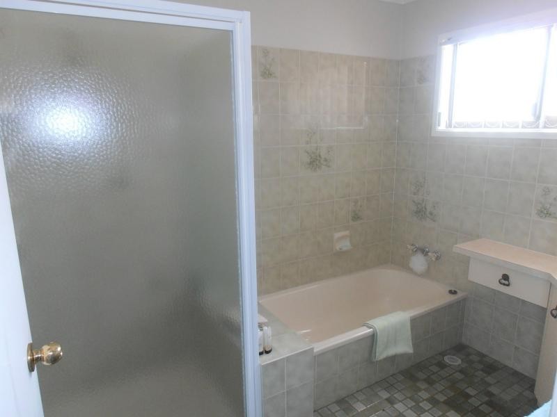 78 Gympie Road, Tin Can Bay QLD 4580