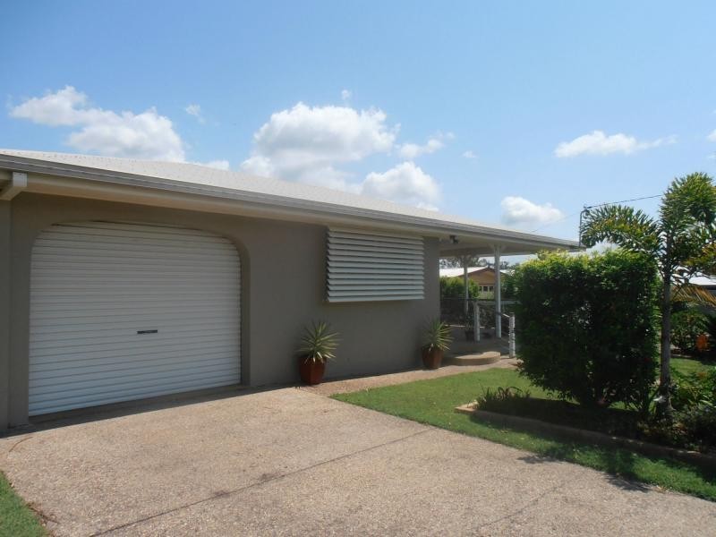 68 Gympie Road, Tin Can Bay QLD 4580