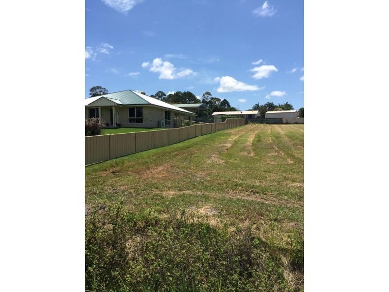 4 Roebuck Street, Cooloola Cove QLD 4580