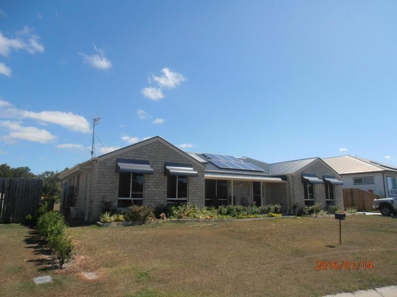 12 Environs Avenue, Cooloola Cove QLD 4580