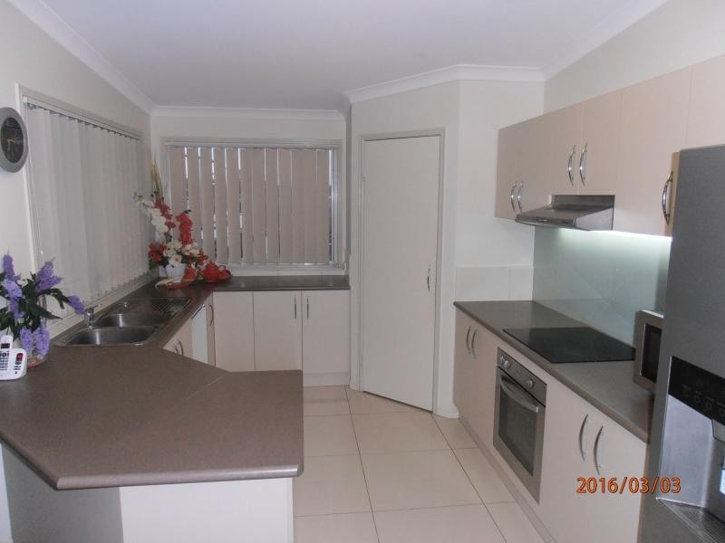 8 Boambillee Circuit, Cooloola Cove QLD 4580