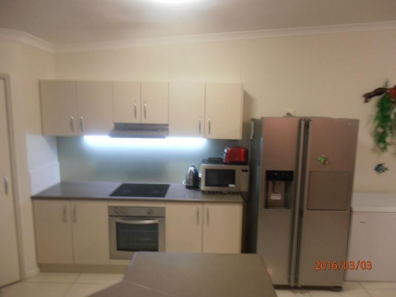 8 Boambillee Circuit, Cooloola Cove QLD 4580