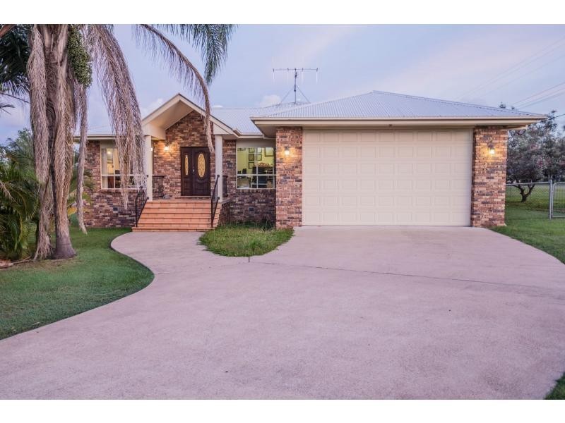 77 Nautilus Drive, Cooloola Cove QLD 4580