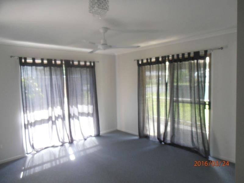 122 Emperor Street, Tin Can Bay QLD 4580