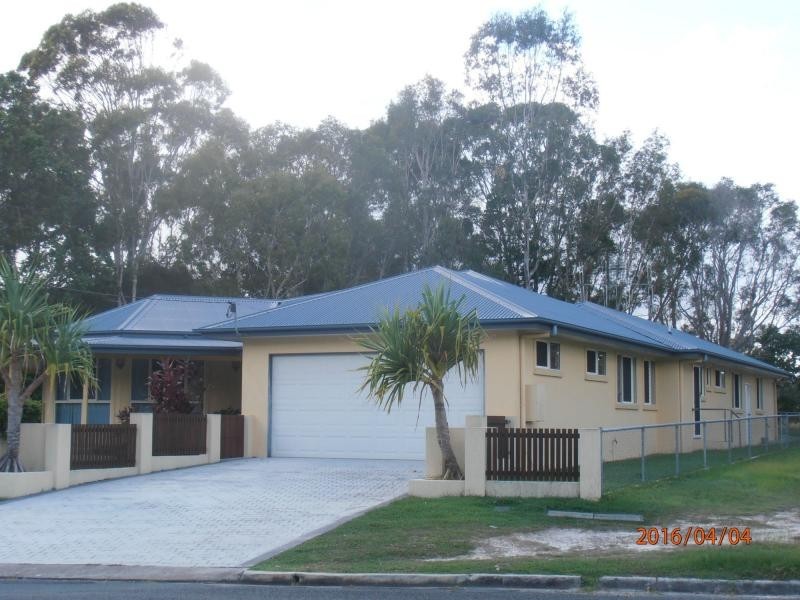 111 Emperor Street, Tin Can Bay QLD 4580