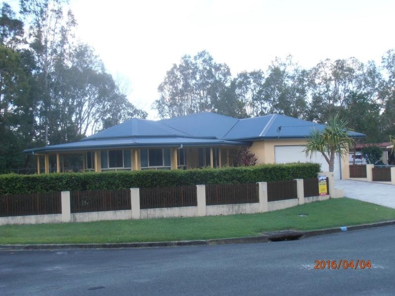 111 Emperor Street, Tin Can Bay QLD 4580