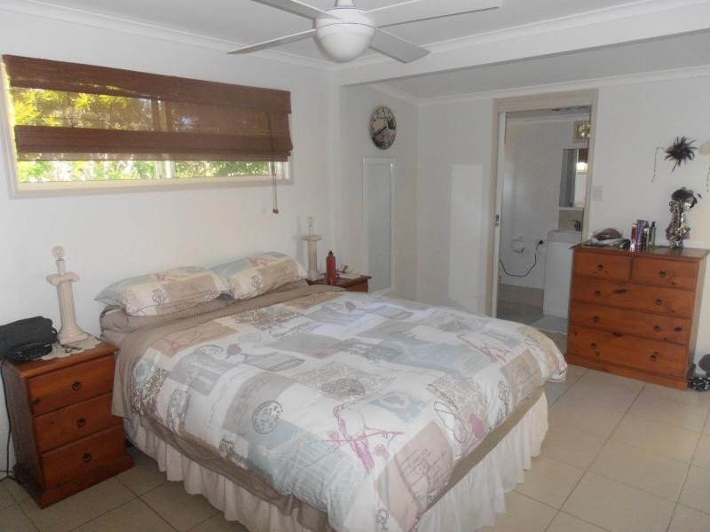 6 Pandora Court, Cooloola Cove QLD 4580