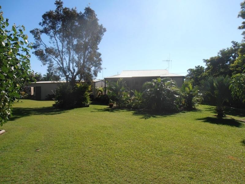 6 Pandora Court, Cooloola Cove QLD 4580