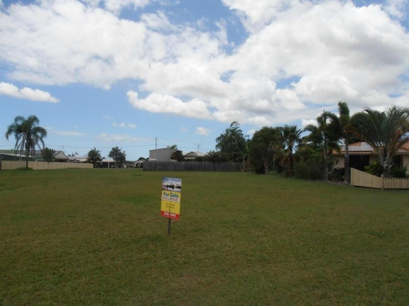 5 Regent Court, Cooloola Cove QLD 4580